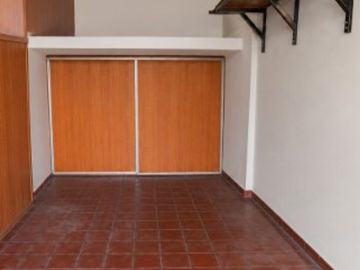 VENTA DEPARTAMENTO 5 AMBIENTES CON COCHERA RIVER