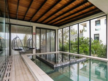 Casa   5 ambientes con gym y detalles de categoria