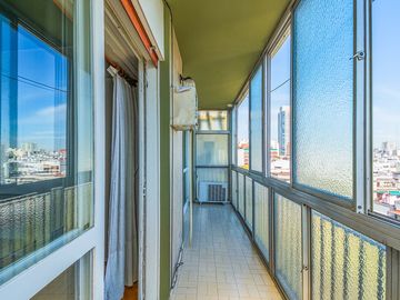 VENTA DEPTO  3 AMB  RECOLETA COCHERA BALCON DEPEND