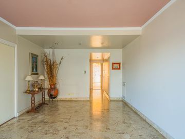 VENTA DEPTO  3 AMB  RECOLETA COCHERA BALCON DEPEND