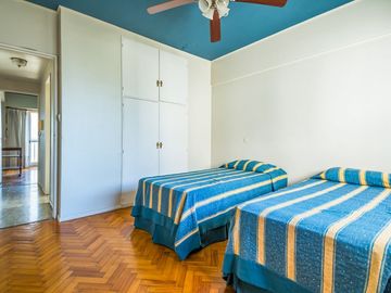 VENTA DEPTO  3 AMB  RECOLETA COCHERA BALCON DEPEND