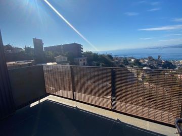 VENTA CASA EN CONDOMINIO CON VISTA A LA BAHIA