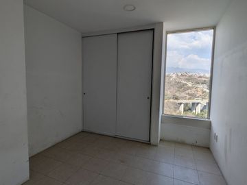 Departamento en Venta en Lomas Country