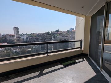 Departamento en Venta en Lomas Country