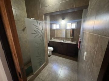 venta casa con pileta Campana PBA