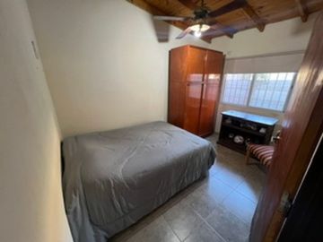 venta casa con pileta Campana PBA