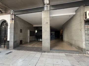 VENTA MONOAMBIENTE SAN NICOLAS CON BALCON FRENTE
