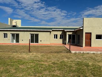 VENTA CASA ESTRENAR EN CAPILLA DEL SEÑOR