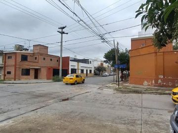 VENTA CASA ESQUINA B° ALBERDI INVERSION OPORTUNIDA