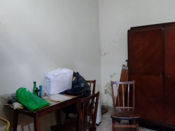 Casa en muy buen estado Bolaños al 1000 c/cochera