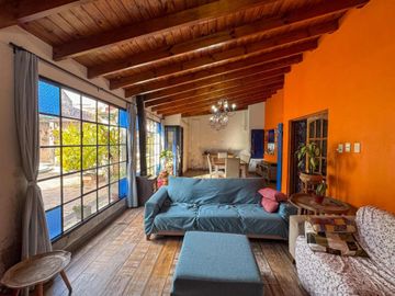 Casa 4 Dormitorios c Pileta Adrogué, Apta Crédito