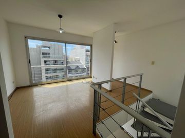 HERMOSO DEPTO 2 AMB C/ BALCON PATIO Y PARRILLA