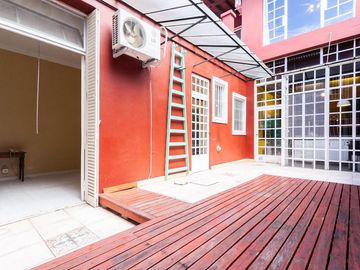 VENTA IDEAL HOSTEL  O CASA MULTIFAMILIAR SAN TELMO