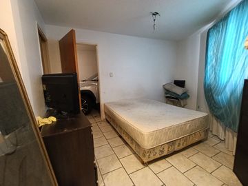 PH EN VENTA 5 AMB COCHERA 2 PATIOS V. PUEYRREDON