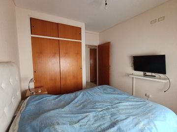 PH EN VENTA 5 AMB COCHERA 2 PATIOS V. PUEYRREDON