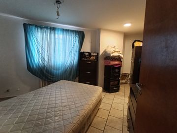 PH EN VENTA 5 AMB COCHERA 2 PATIOS V. PUEYRREDON