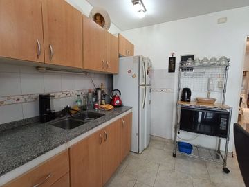 PH EN VENTA 5 AMB COCHERA 2 PATIOS V. PUEYRREDON