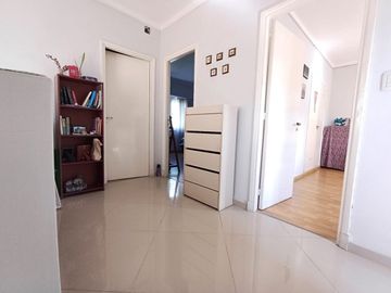 ALQUILER DE CASA DE 5 AMBIENTES EN HURLINGHAM