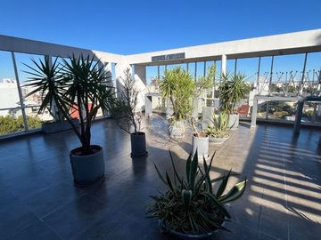 VENTA DEPTO 2 AMB + DEPENDENCIA PERMUTA CASEROS
