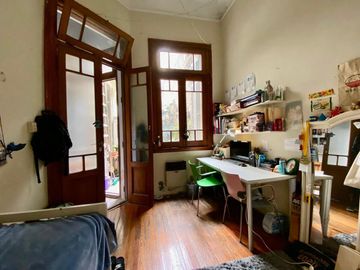 Venta PH tipo casa 4 ambientes, Monserrat Caba.