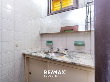 IMPONENTE CASA- DONADO 400. EXCELENTE UBICACION