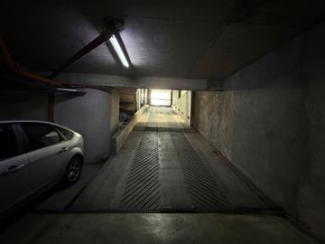 VENTA COCHERA VILLA URQUIZA