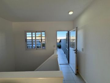 VENTA TRIPLEX - ADOLFO SOURDEAUX -3 AMB - PLAYROOM