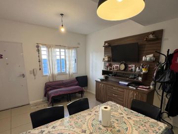 VENTA TRIPLEX - ADOLFO SOURDEAUX -3 AMB - PLAYROOM