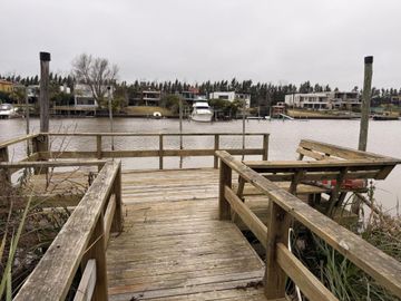 VENTA LOTE CON MUELLE Y RELLENO AL RIO LUJAN