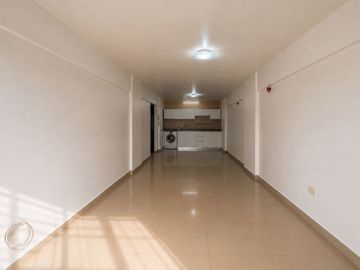Venta departamento 2 ambientes al frente la perla