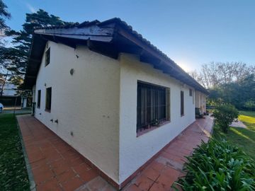 VENTA CASA 5 AMBIENTES PARQUE PILAR APTO CREDITO