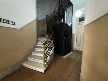 VENTA DEPTO 3 AMB  IDEAL INVERSION  EN SAN CRISTOB
