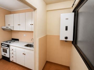 VENTA DPTO 2 AMBIENTES EN FLORES C/ LAVADERO