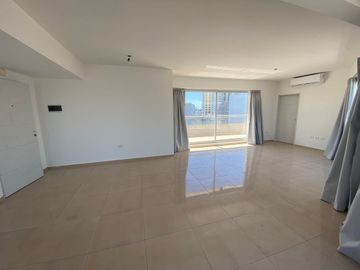 ALQUILER LOFT P/OFICINA O VIVIENDA C/TERRAZA