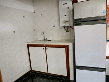 Casa con 2 Departamentos