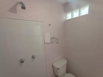 Casa en condominio en venta en Colonial del Lago, Nicolás Romero, México
