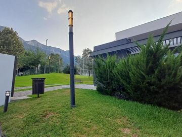 Casa en Renta Puerta de Hierro, Privada Iberus Monterrey NL