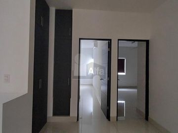 Casa en Renta Puerta de Hierro, Privada Iberus Monterrey NL