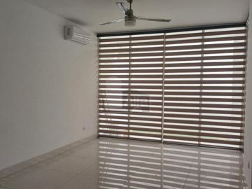 Casa en Renta Puerta de Hierro, Privada Iberus Monterrey NL