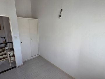 VENTA PH 4 AMBIENTES COCHERA PATIO PILAR CENTRO