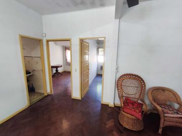 Venta Casa Villa Alemania Amplio Jardín Cochera