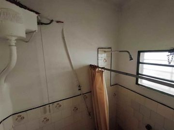 Venta Casa Villa Alemania Amplio Jardín Cochera