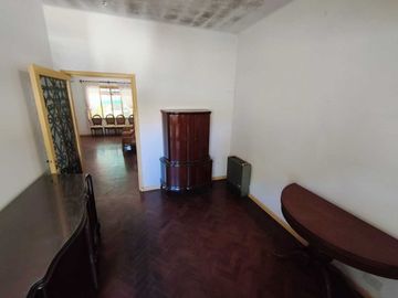Venta Casa Villa Alemania Amplio Jardín Cochera
