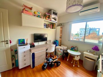 VENTA DTO 3 AMB + 2 COCHERAS - CASEROS