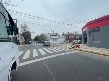 ALQUILER LOCAL COMERCIAL MATADEROS BUENA UBICACIÓN