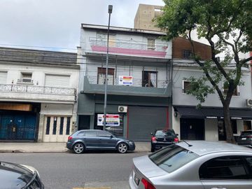 Venta local 260mtrs. Con 2 departamentos