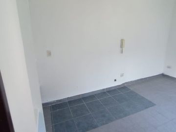 VENTA PH 3 AMBIENTES CASEROS EN 2 PLANTAS C/PATIO