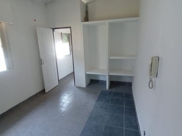 VENTA PH 3 AMBIENTES CASEROS EN 2 PLANTAS C/PATIO