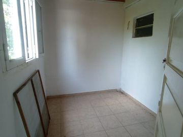 VENTA PH 3 AMBIENTES CASEROS EN 2 PLANTAS C/PATIO