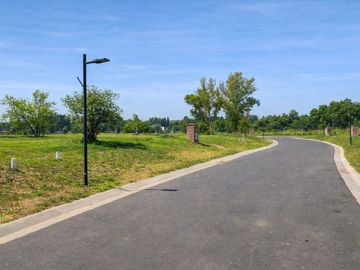 Lote en barrio La posta Pilar 19.000 + cuotas